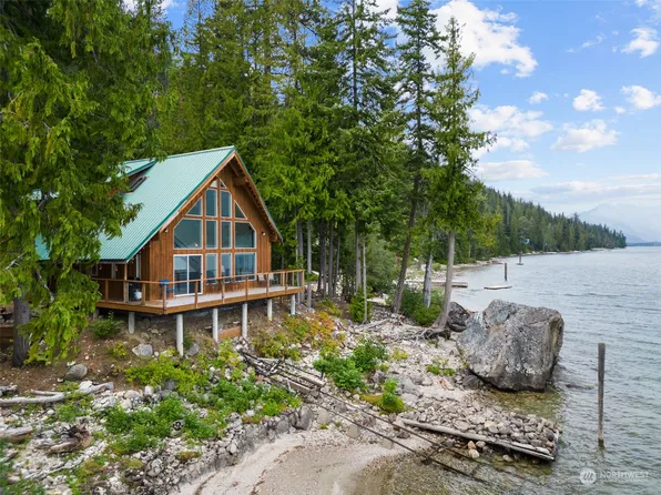 15730 Cedar Brae Road, Leavenworth, WA 98826