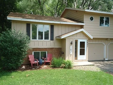 7451 Bittersweet Dr — Photo 2