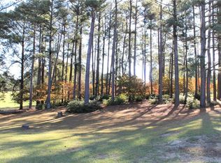 1104 Pony Dr, Hope Mills, NC 28348