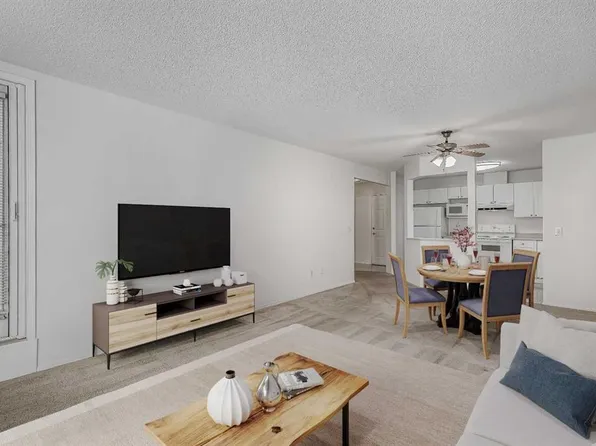 3000 Sienna Park Grn SW #3205, Calgary, AB T3H 3N7