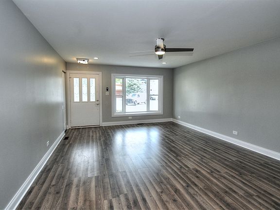 5th image of 20148 Sequoia Ave