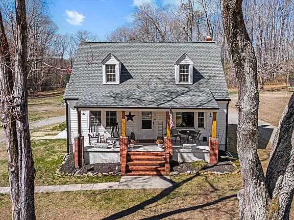 2nd image of 6740 Partlow Rd