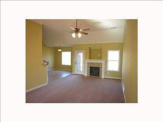 3rd image of 10422 Redmond Dr