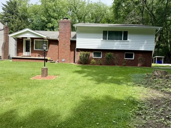304 N Scott St, New Castle, PA 16101