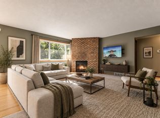 4212 Desoto St, Vadnais Heights, MN 55127