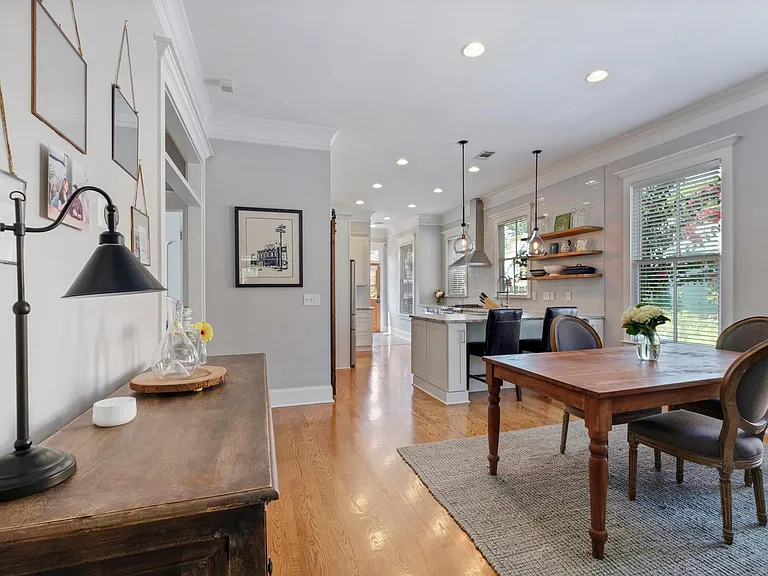633 Gaskill St SE — Photo 12