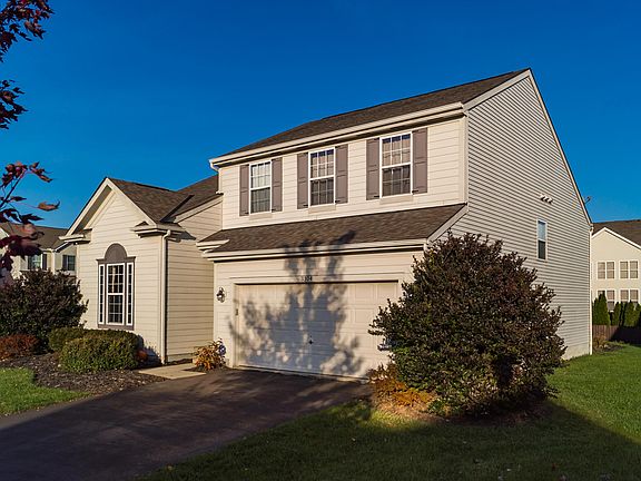 2nd image of 3104 Hemlock Edge Dr