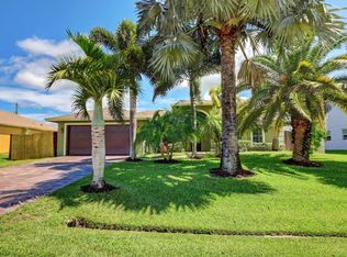 718 SW Jacoby Ave, Port Saint Lucie, FL 34953