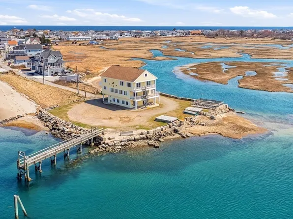 23 River St, Seabrook, NH 03874