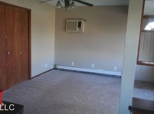 550 Concord St, Saint Paul, MN 55107