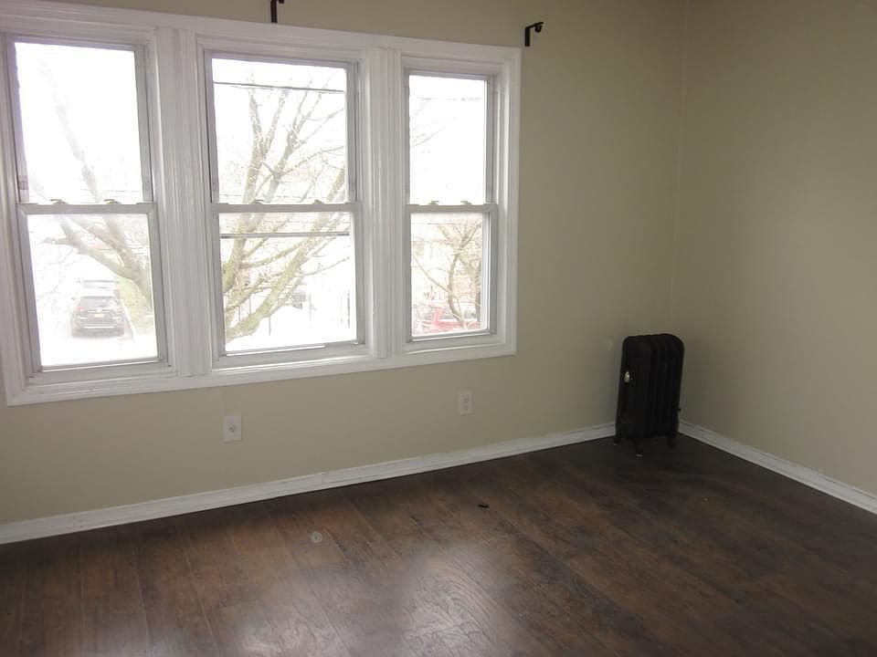 1st image of 10560 Remington St #2
