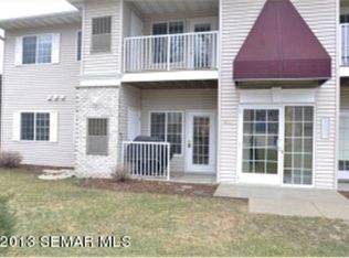 833 37th Ave NW, Rochester, MN 55901