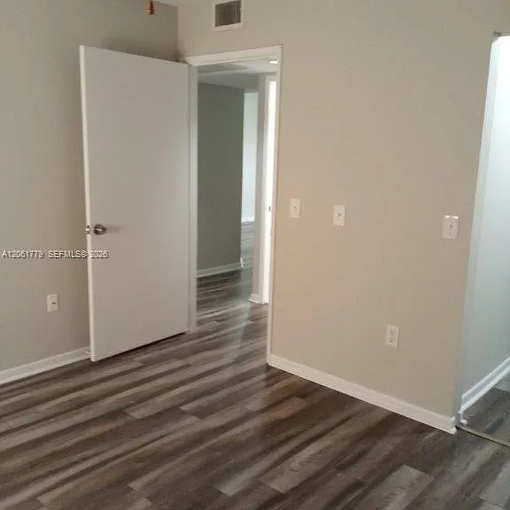 1351 SW 141st Ave #310G — Photo 5