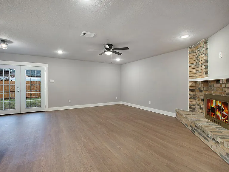 801 Sunny Slope Dr — Photo 10