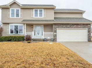 1214 SE Lowell Dr, Ankeny, IA 50021