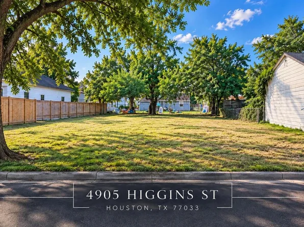 4905 Higgins St, Houston, TX 77033