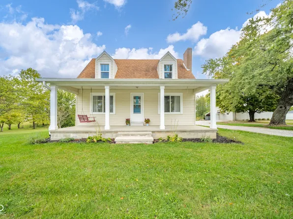 2746 N Memorial Dr, New Castle, IN 47362