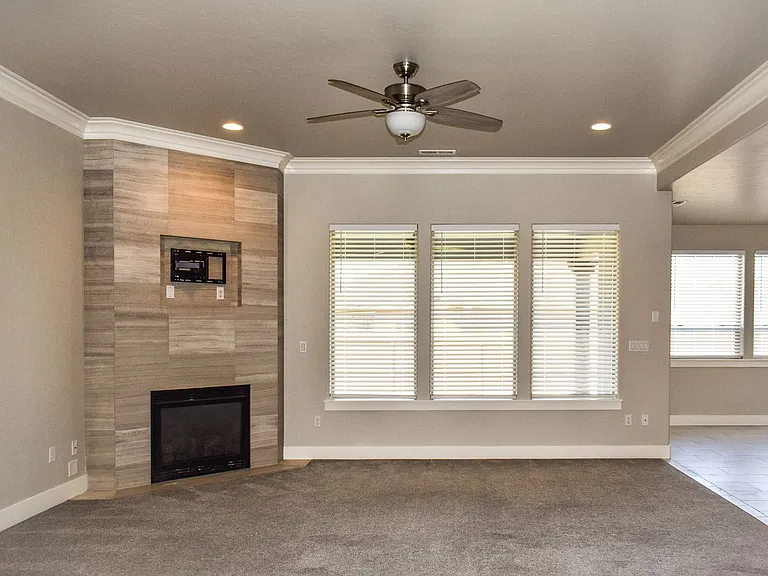 2369 Delle Celle Dr — Photo 3