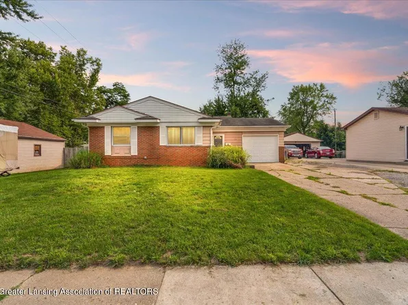 3131 Karen St, Lansing, MI 48911