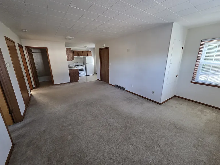 805 Powell Ave #2 — Photo 1