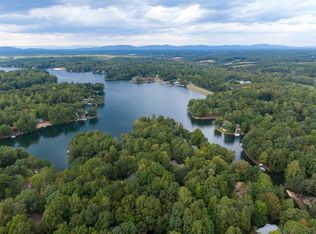 3 Chatham Ln, Palmyra, VA 22963