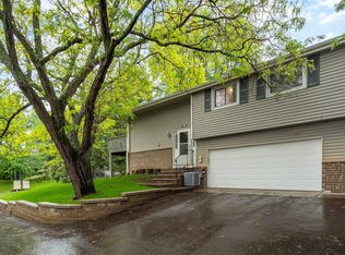 1268 Timbershore Ln, Eagan, MN 55123