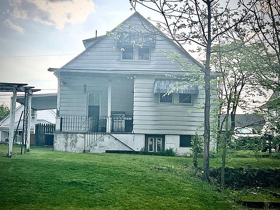5th image of 608 Putnam St