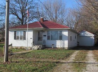 406 Phillips St, Cuba, MO 65453