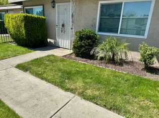 445 N Hamilton Ave #A-D, Hemet, CA 92543