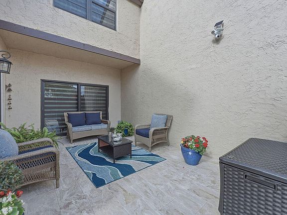 3rd image of 1871 Bayberry Drive #1871