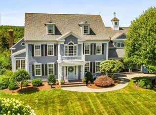 122 Pokanoket Ln, Marshfield, MA 02050