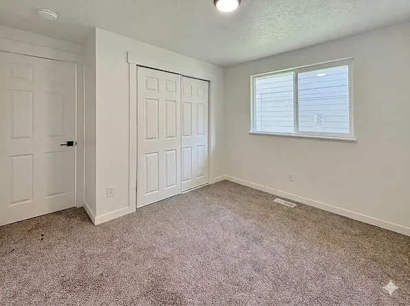 1243 S Security Ln, Boise, ID 83705