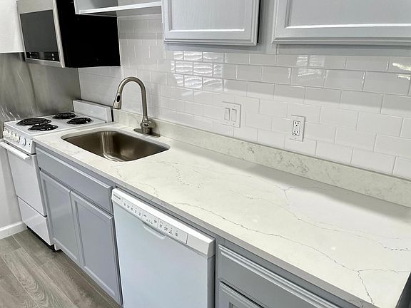 3rd image of 4405 Avenue A APT 26
