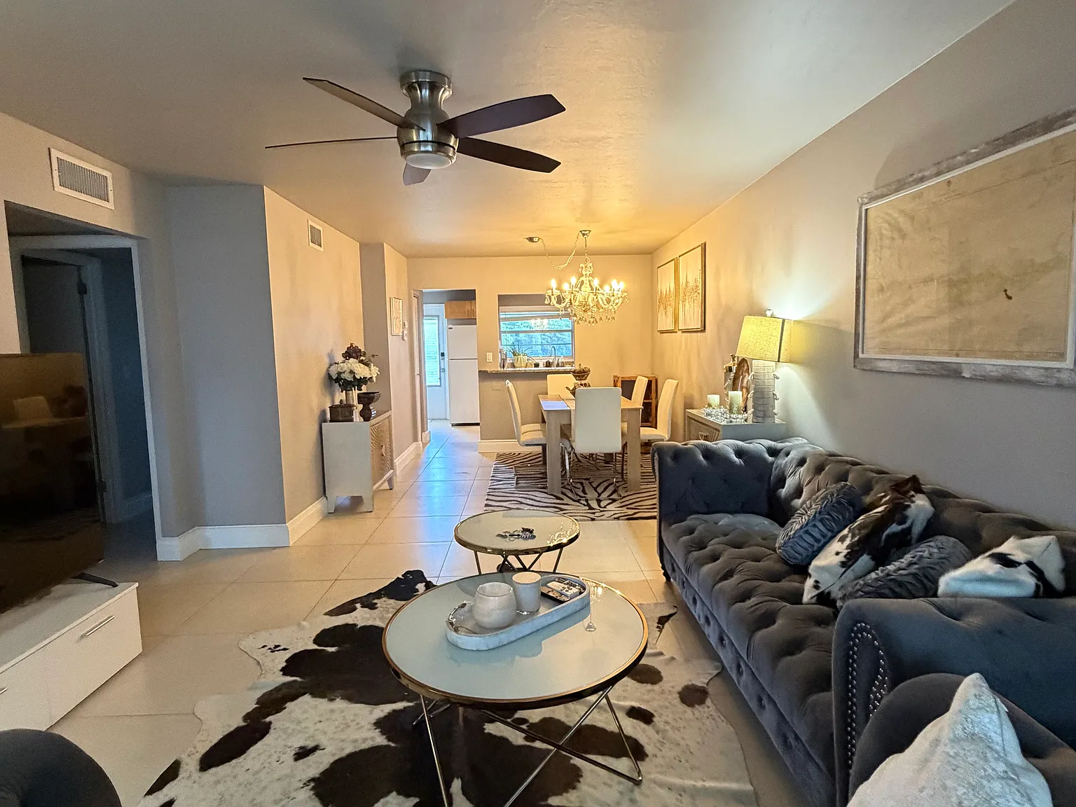 2 bed, 924 sqft, $5,450 — Photo 3