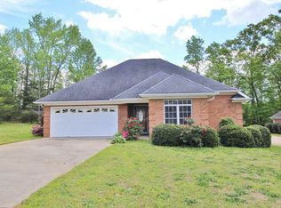 921 Lyday Ln, Inman, SC 29349