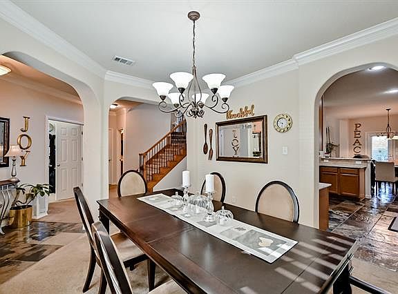 5th image of 6304 Prairie Vista Dr