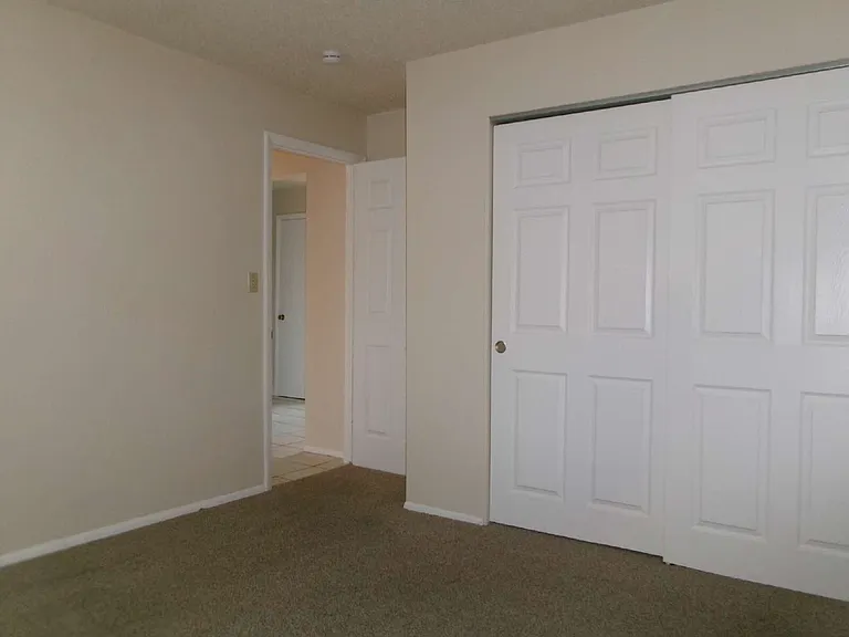 4380 Loomis Ave #C — Photo 16