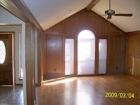 4th image of 2857 Stoneridge Dr