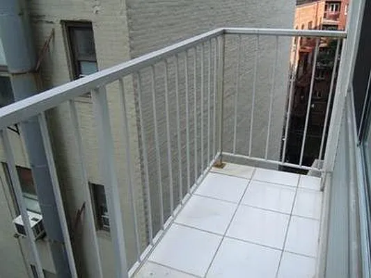 Sold by Fillmore | media 3