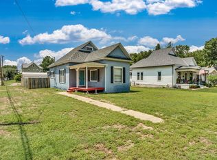 702 N Jefferson Ave, Wellington, KS 67152