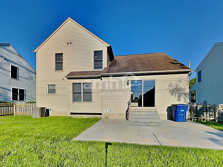 378 Wheatfield Dr — Photo 23