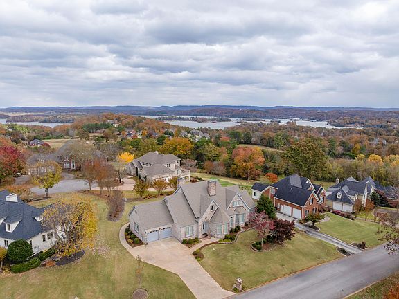 2nd image of 5701 Topsail Greens Dr