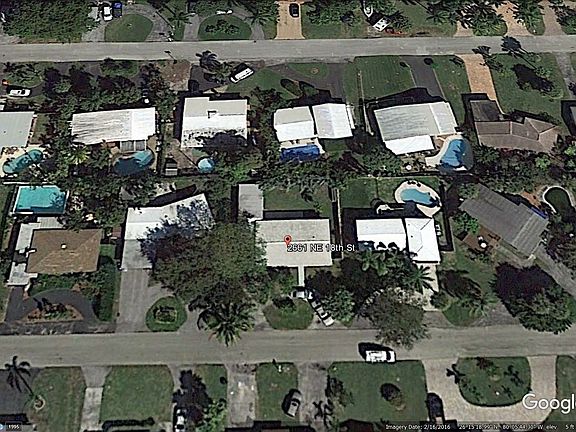2nd image of 2661 NE 18th St