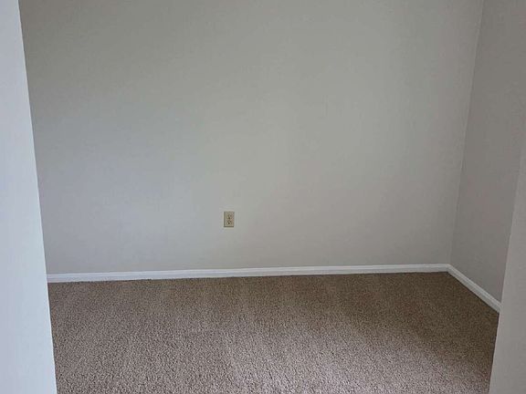 2nd image of 1030 Brinker Dr APT 302