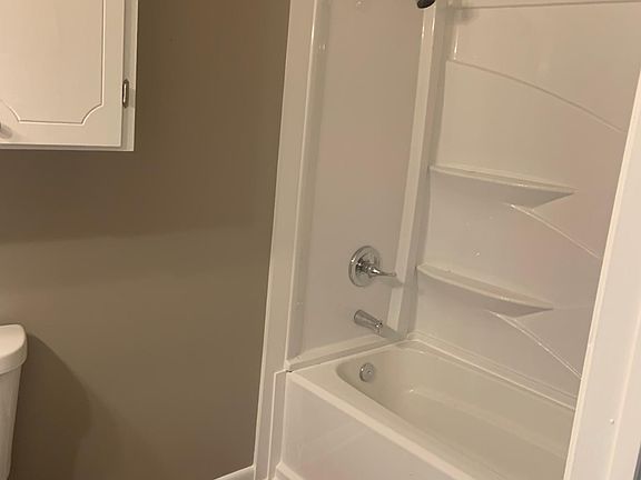 4th image of 207 Richburg Ave