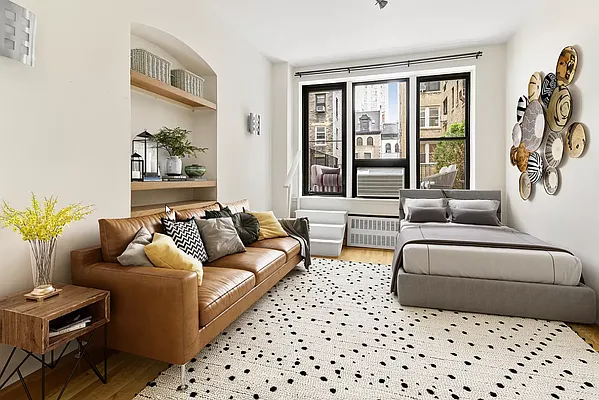 Rented by Douglas Elliman | media 8