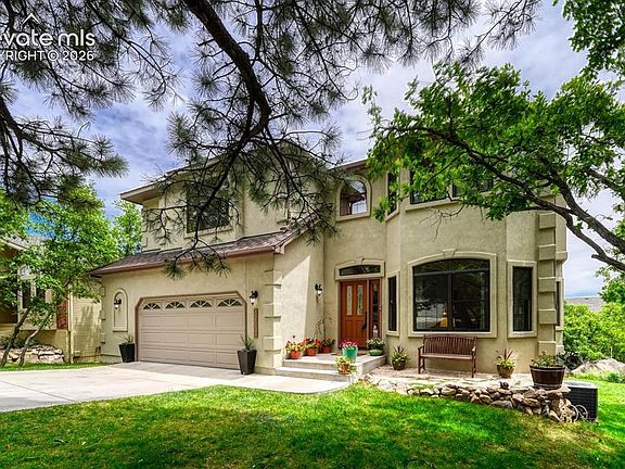 2nd image of 5140 Broadmoor Bluffs Dr