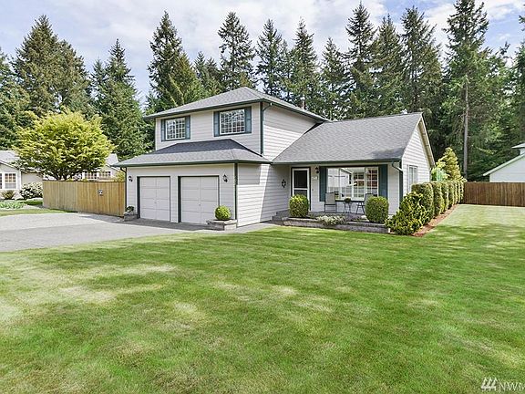 4th image of 10817 208th Avenue Ct E