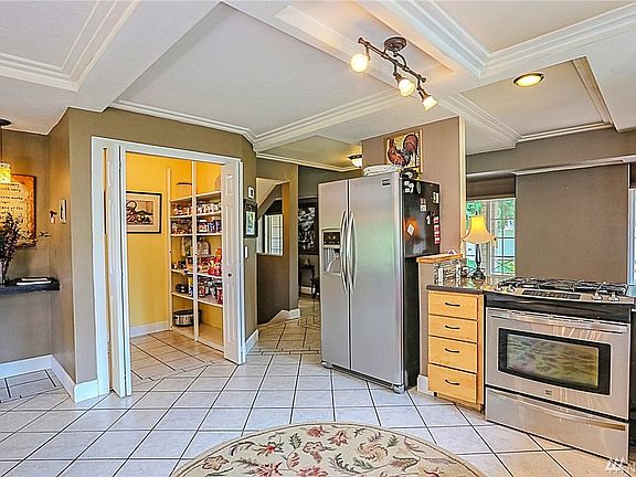 3rd image of 5978 SE Knutsen Ln