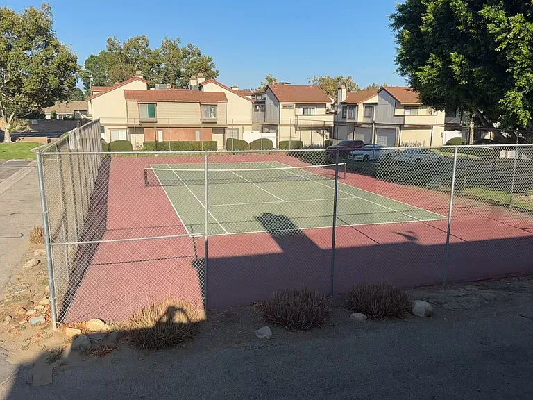 1218 S Cypress Ave #F — Photo 23
